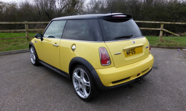 Mini Cooper S John Cooper Works JCW