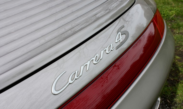 Porsche 911 Carrera 4S