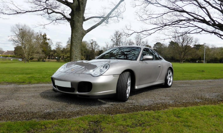 Porsche 911 Carrera 4S