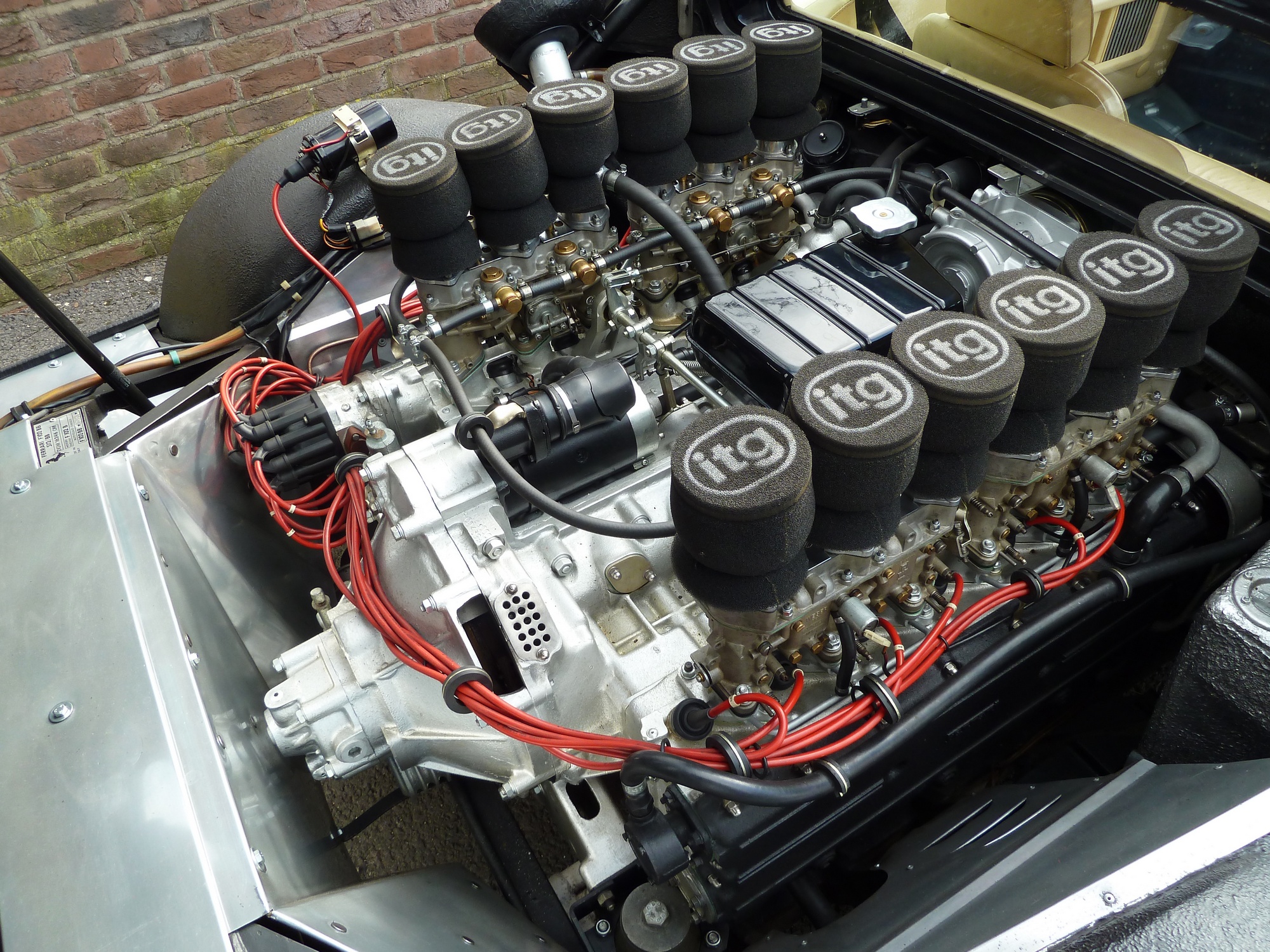 Ferrari 512 BB engine