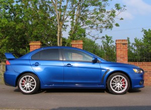Mitsubishi Evo X FQ-300 SST