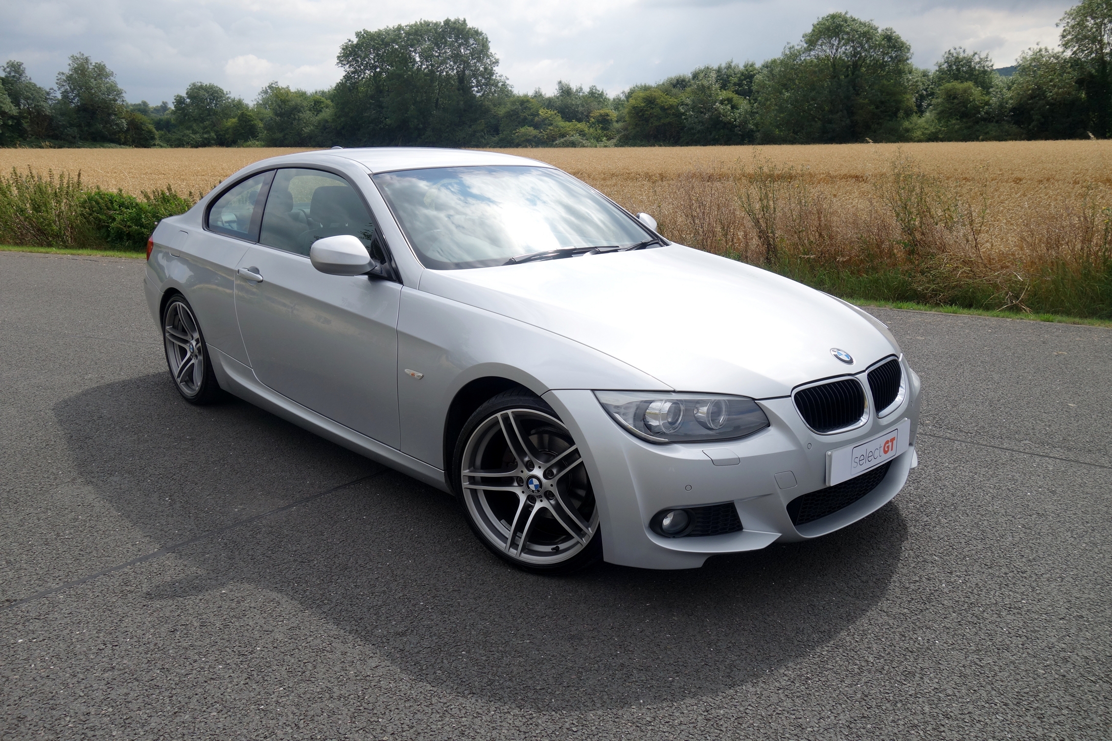 Бмв 320i gt